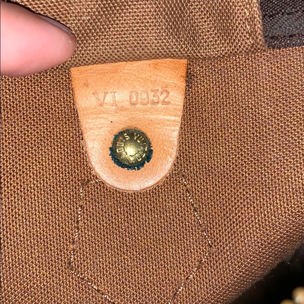 🚫(SOLD) Authentic Vintage Louis Vuitton Speedy 30 - Picture 7 of 8